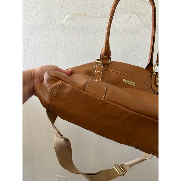 Storksak Elizabeth Leather Diaper Bag Brown - Picture 5 of 8